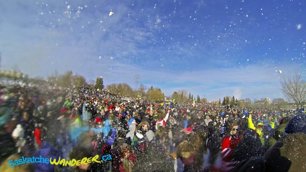 World’s Largest Snowball Fight Breaks Out in Siberia’s Coldest Town